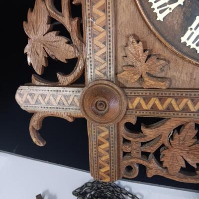 LARGE GERMAN MADE CUCKOO CLOCK IN EXCELLENT CONDITION
