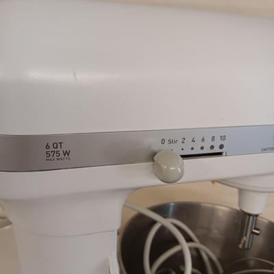 KITCHENAID PROFESSIONAL 600 STAND MIXER WITH LINEN COVER