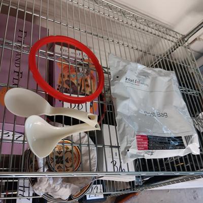 LIKE NEW INSTANT POT NOVA PLUS