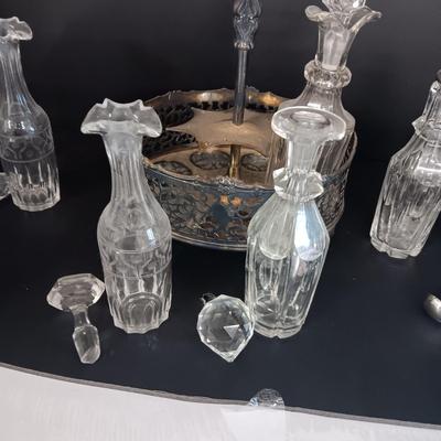 LENOX AMERICAN PRESIDENCY BICENTENNIAL BOWL AND AN ANTIQUE CRUET SET