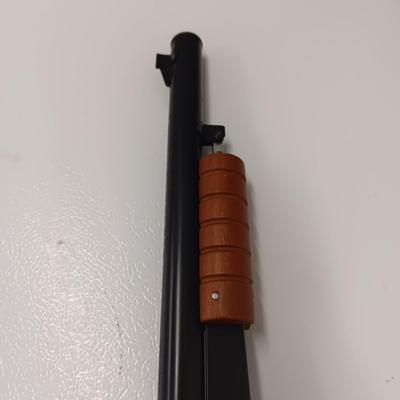 DAISY MODEL 25 PUMP ACTION BB GUN