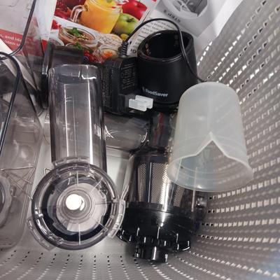 LIKE NEW EMERIL LAGASSE JUICER WITH ATTACHMENTS