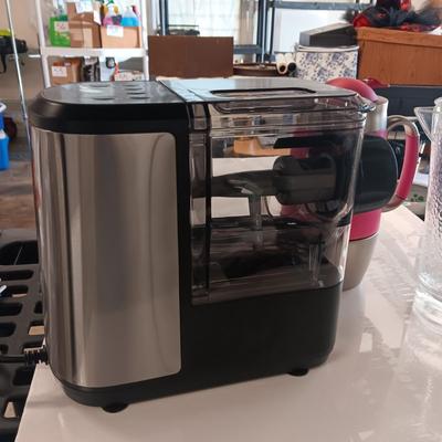 LIKE NEW EMERIL LAGASSE JUICER WITH ATTACHMENTS