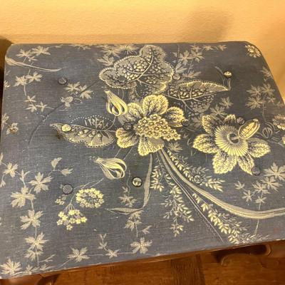 Ethan Allen upholstered stools/ottomans