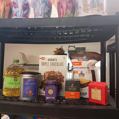 VARIETY OF GROCERIES (1)