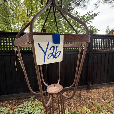 Sale Photo Thumbnail #80: Y26-Metal Garden Art