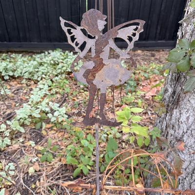 Sale Photo Thumbnail #87: Y28-Metal garden Art
