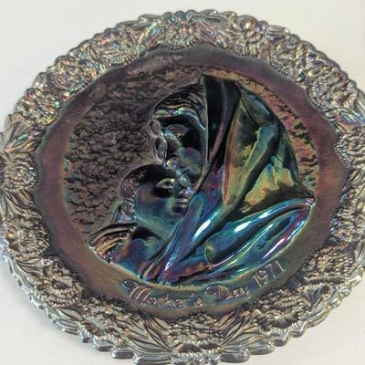 Sale Photo Thumbnail #203: Fenton Amethyst Carnival Glass Plates #1