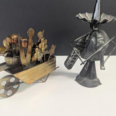 Sale Photo Thumbnail #1583: Tin Wheelbarrow With Flowers & Mariachi Band