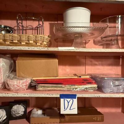 Sale Photo Thumbnail #95: D2-plastic tablecloths, Plastic silverware, Miscellaneous food serving containers