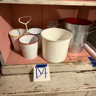 Sale Photo Thumbnail #103: D4-Storage Containers