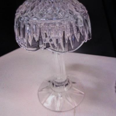 Sale Photo Thumbnail #1657: The stopper on the decanter is chipped