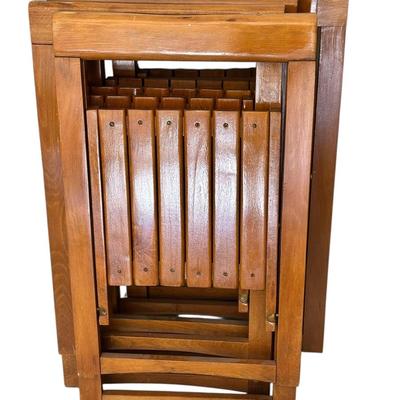 Furniture - Wood Slat folding chairs set of 5