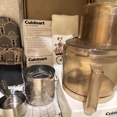 Kitchen Lot- Cuisinart & accessories plus more