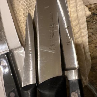 Kitchen Lot - Henckels knives & baking