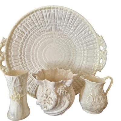 Decor - Beeleek 4 piece lot w/ green marks -chips on 2 small pieces