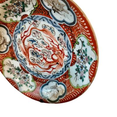 Decor Imari plate w/ dragon