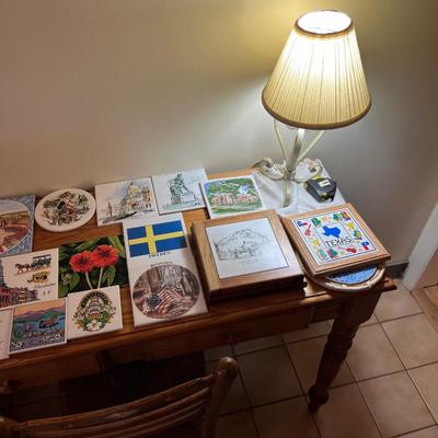 Sale Photo Thumbnail #211: Lot of Ceramic Tile Trivets