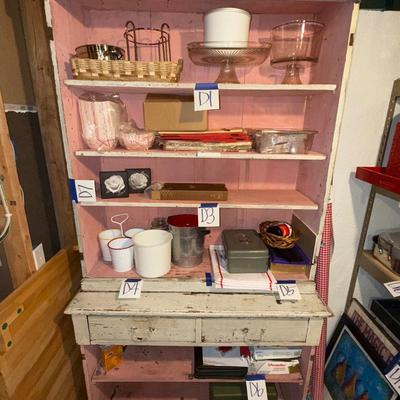 Sale Photo Thumbnail #117: D7-Hutch