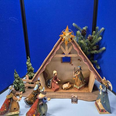 Sale Photo Thumbnail #379: Wooden construction, traditional characters
7 pieces
18 inches tall, 24 inches wide