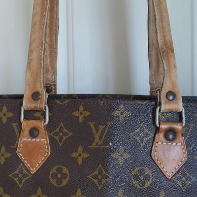Vintage Louis Vuitton Monogram Tote (BB1-BBL)