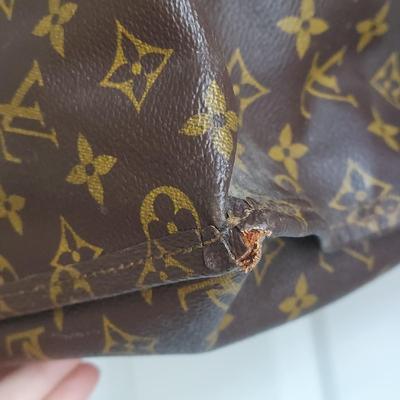 Vintage Louis Vuitton Monogram Tote (BB1-BBL)