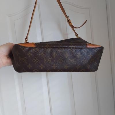 Vintage Louis Vuitton Monogram Purse (PB-BBL)