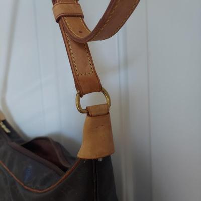 Vintage Louis Vuitton Monogram Purse (PB-BBL)