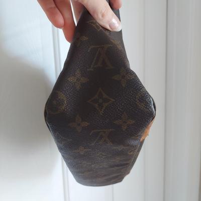 Vintage Louis Vuitton Monogram Purse (PB-BBL)