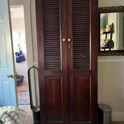 Sale Photo Thumbnail #139: Bedroom