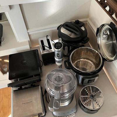 Sale Photo Thumbnail #149: Kitchen