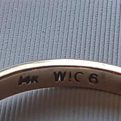 Three bands - with missing stones 14k WIC 6 - 14k - CI 10k marked - 14 k - 10 k Gold bands