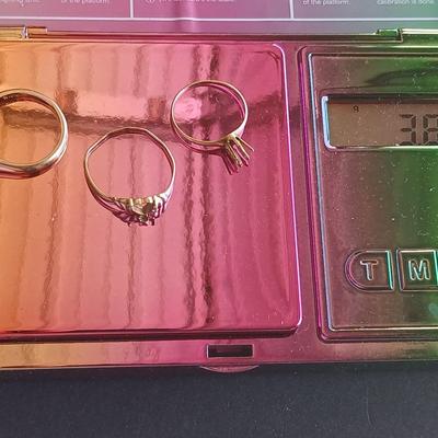 Three bands - with missing stones 14k WIC 6 - 14k - CI 10k marked - 14 k - 10 k Gold bands
