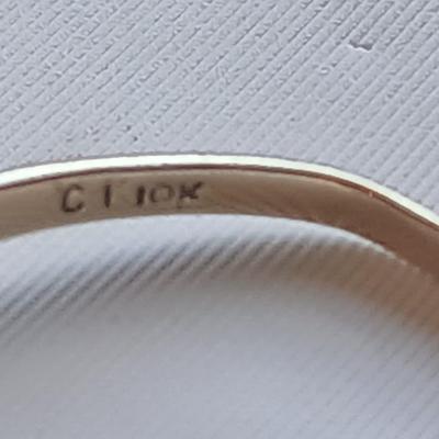Three bands - with missing stones 14k WIC 6 - 14k - CI 10k marked - 14 k - 10 k Gold bands