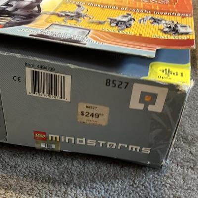 LEGO MINDSTORMS: Mindstorms Nxt (8527)