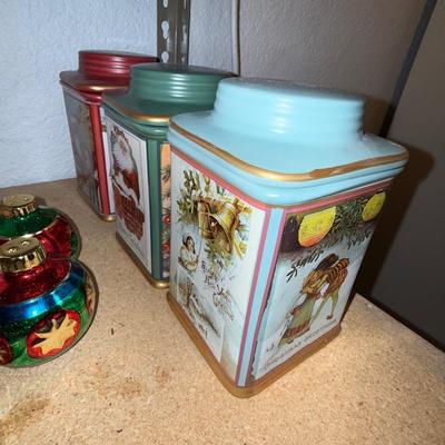 Sale Photo Thumbnail #164: D17-Holiday Lot