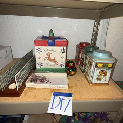 Sale Photo Thumbnail #160: D17-Holiday Lot