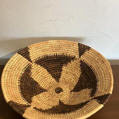 Collection of 7 handwoven Botswana baskets.