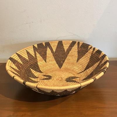 Collection of 7 handwoven Botswana baskets.
