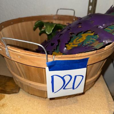 Sale Photo Thumbnail #171: D20-decor bundle in basket