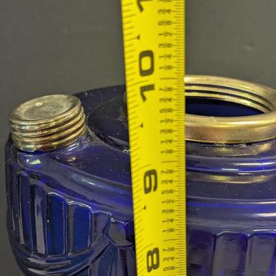 Sale Photo Thumbnail #403: Vintage 1987 Aladdin Lincoln Drape Cobalt Oil Base Lamp