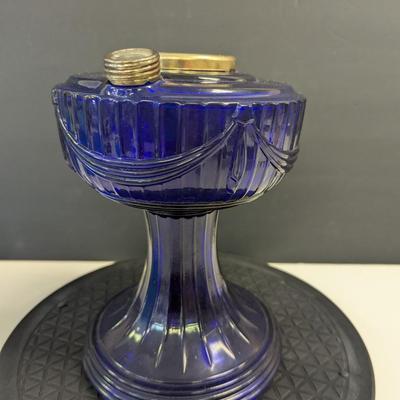 Sale Photo Thumbnail #396: Vintage 1987 Aladdin Lincoln Drape Cobalt Oil Base Lamp