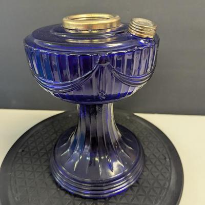 Sale Photo Thumbnail #397: Vintage 1987 Aladdin Lincoln Drape Cobalt Oil Base Lamp