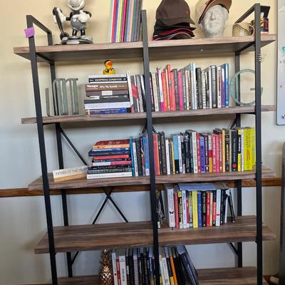 Sale Photo Thumbnail #209: Office