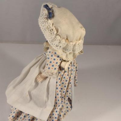 Sale Photo Thumbnail #1019: Madam Alexander Doll- 'Betsy Ross'