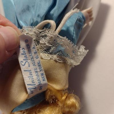 Sale Photo Thumbnail #1025: Madam Alexander Doll- 'United States'