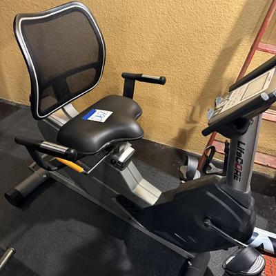 Sale Photo Thumbnail #331: D62-exercise equipment