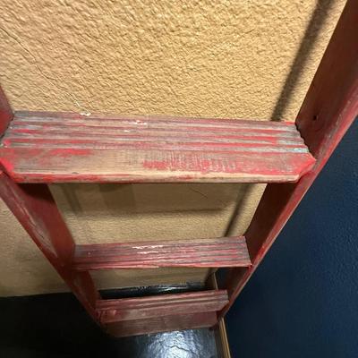 Sale Photo Thumbnail #338: D62.5-Decor Ladder