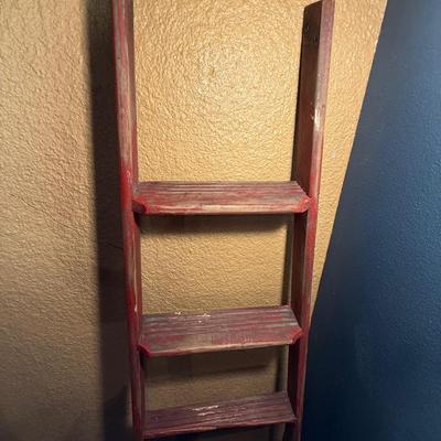 Sale Photo Thumbnail #337: D62.5-Decor Ladder