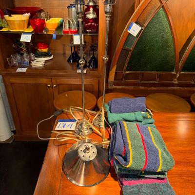 Sale Photo Thumbnail #344: D64-lamps and towels